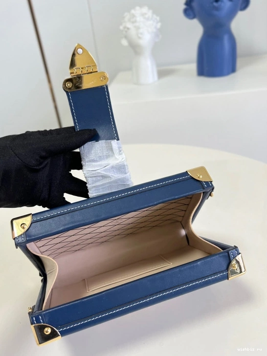 WIS MALLE VUITTON LOUIS PETITE 1230